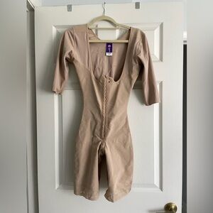 Snatched Body BBL & Lipo | Stage 1 Faja Colombiana Post Surgery | With Sleeves